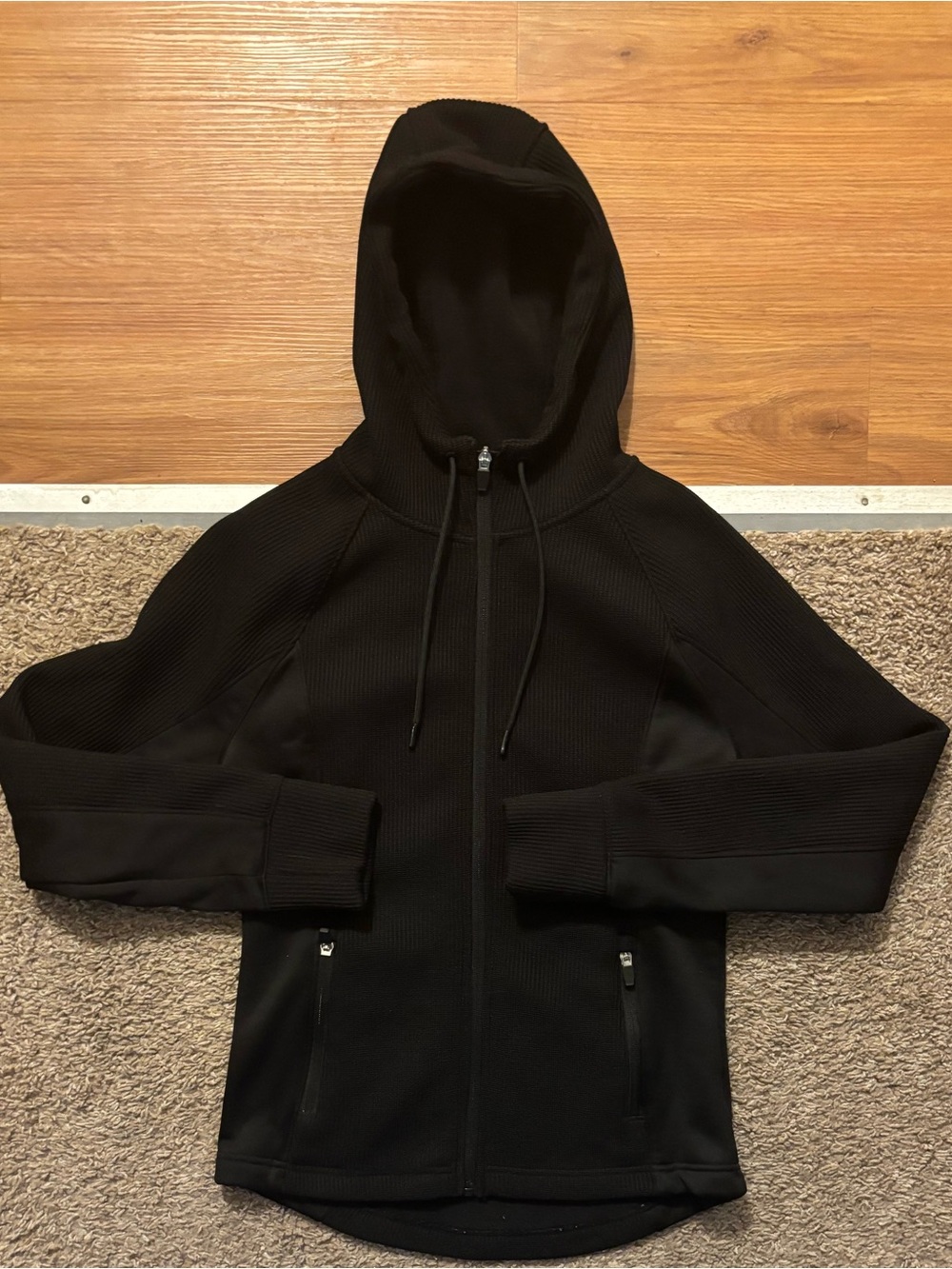 Swiss Tech NWOT Womans XS (0-2)Black Hooded Full Zip Jacket Ribbed Side Panels